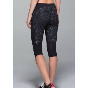 Lululemon Stash-it Crops *Full on Luxtreme**
